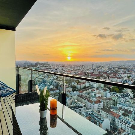 Triiiple Level 31 - Sonnenwohnen Apartment Mit Fantastischem Ausblick Und Parkplatz فيينا المظهر الخارجي الصورة