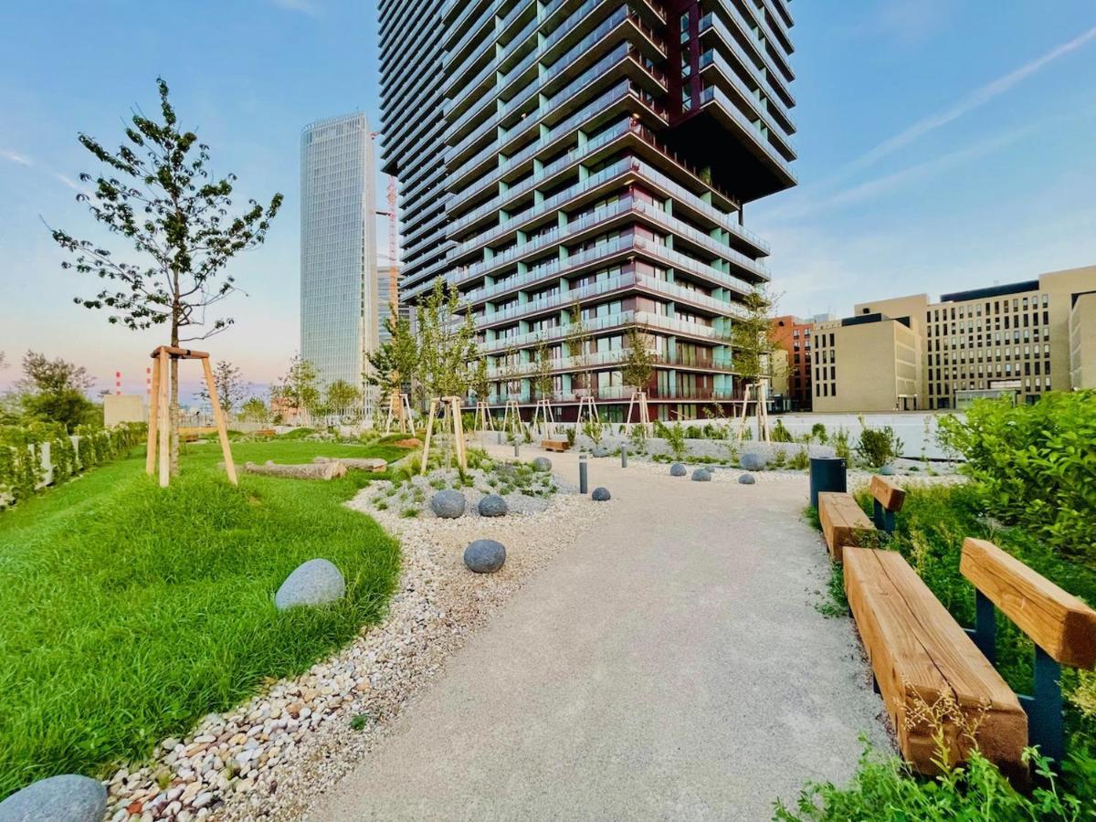 Triiiple Level 31 - Sonnenwohnen Apartment Mit Fantastischem Ausblick Und Parkplatz فيينا المظهر الخارجي الصورة