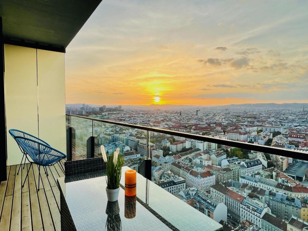 Triiiple Level 31 - Sonnenwohnen Apartment Mit Fantastischem Ausblick Und Parkplatz فيينا المظهر الخارجي الصورة